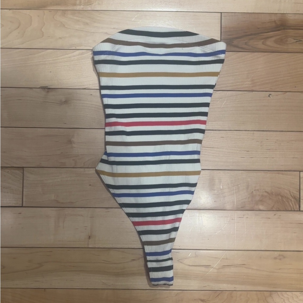 URBAN OUTFITTERS STRIPED STRAPLESS BODYSUIT